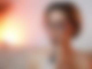 AileenAxa's Live Sex Cam Show