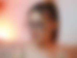 AileenAxa's Live Sex Cam Show