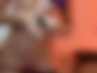 AileenAxa's Live Sex Cam Show