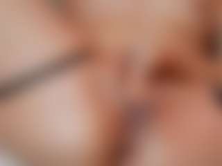 AileenAxa's Live Sex Cam Show