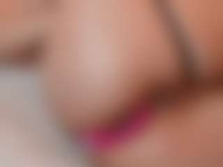 AileenAxa's Live Sex Cam Show
