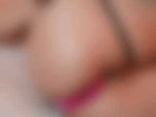 AileenAxa's Live Sex Cam Show