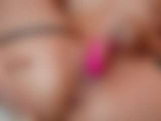 AileenAxa's Live Sex Cam Show