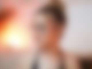 AileenAxa's Live Sex Cam Show