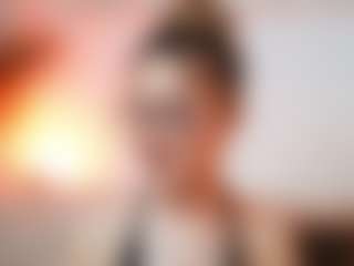 AileenAxa's Live Sex Cam Show