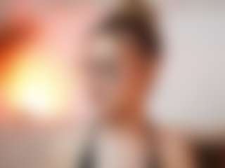 AileenAxa's Live Sex Cam Show