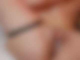 AileenAxa's Live Sex Cam Show