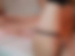 AileenAxa's Live Sex Cam Show