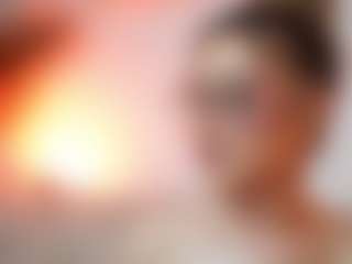 AileenAxa's Live Sex Cam Show
