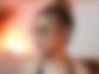 AileenAxa's Live Sex Cam Show