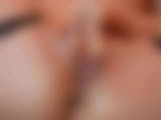 AileenAxa's Live Sex Cam Show