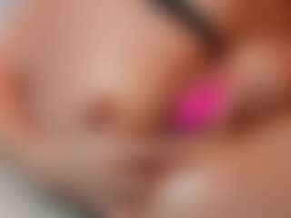 AileenAxa's Live Sex Cam Show