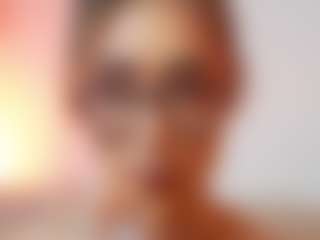 AileenAxa's Live Sex Cam Show