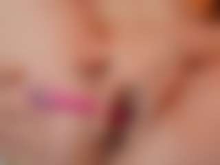 Live cam show with AileenAxa - Skinny on Camsoda
