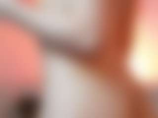 AileenAxa's Live Sex Cam Show