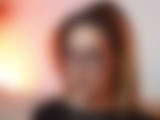 AileenAxa's Live Sex Cam Show