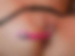 AileenAxa's Live Sex Cam Show