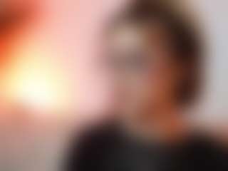 AileenAxa's Live Sex Cam Show