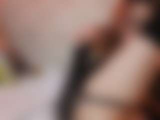 AileenAxa's Live Sex Cam Show