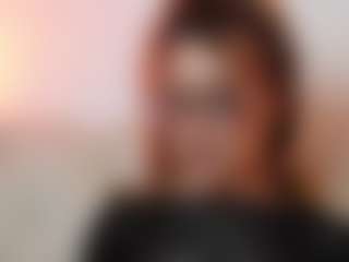 AileenAxa's Live Sex Cam Show