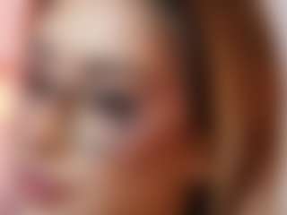 AileenAxa's Live Sex Cam Show