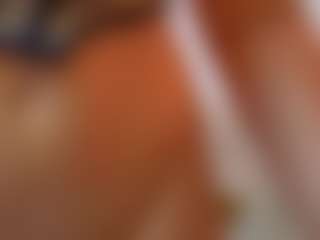 AileenAxa's Live Sex Cam Show