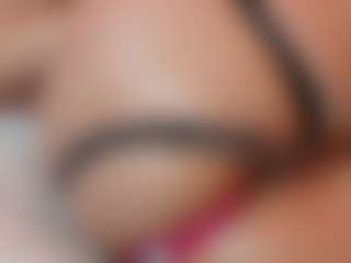 AileenAxa's Live Sex Cam Show
