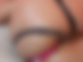 AileenAxa's Live Sex Cam Show