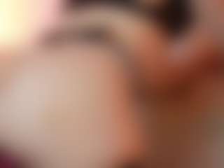 AileenAxa's Live Sex Cam Show