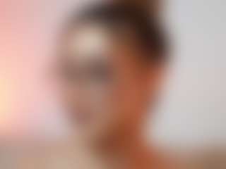 Live cam show with AileenAxa - Handjob on StripNow