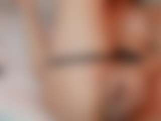 AileenAxa's Live Sex Cam Show