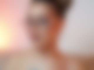 AileenAxa's Live Sex Cam Show