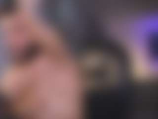 Show live cam dengan FrankFarrell - Latino di Camsoda
