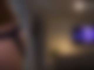 Live cam show with FrankFarrell - Dolphin on Milf Play