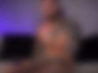 Live cam show with FrankFarrell - Atm on Camsoda