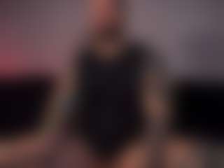 Live cam show with FrankFarrell - Beardy on CamClone