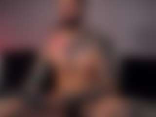 Live cam show with FrankFarrell - English on CamClone