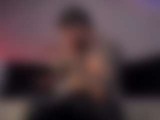 Live cam show with FrankFarrell - Colombia on Strip Flash - Live Sex Shows