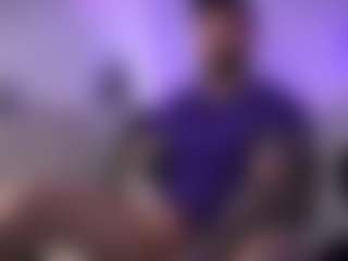Live cam show with FrankFarrell - Smoking on infinitiblacc.com
