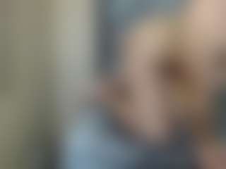Live cam show with Anny - Butt Plug on Dolls Live
