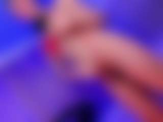 Live cam show with malikalena - Tease on Camsoda