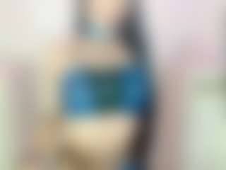 Live cam show with 01-Brendaa - Drinking on Soda Cam