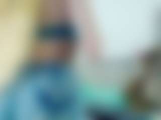 Live cam show with 01-Brendaa - Drinking on Streamer API