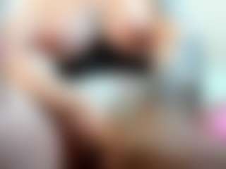 AlenaRios's Live Sex Cam Show