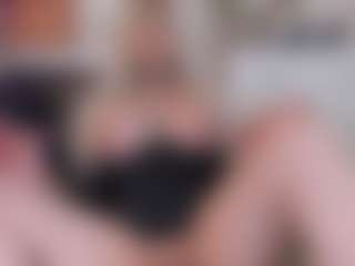 AlenaRios's Live Sex Cam Show