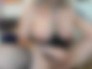 AlenaRios's Live Sex Cam Show