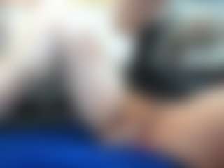 Live cam show with AlenaRios - Tease on Soda Cam