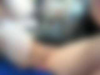 Live cam show with AlenaRios - Implants on Hubzter Live