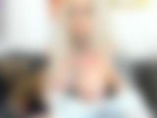 Live cam show with AlenaRios - Big Tits on friskycurves.com