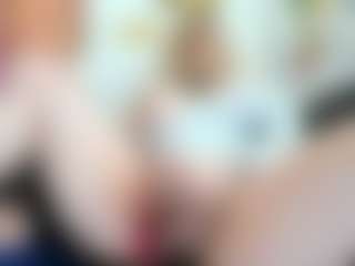 Live cam show with AlenaRios - Implants on livesexfox.com